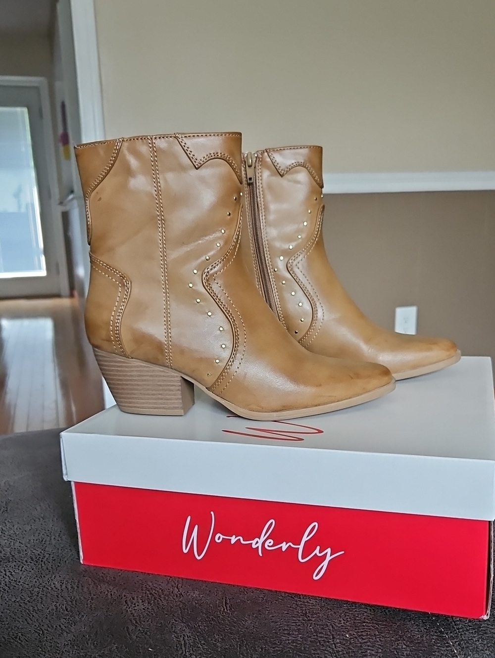 Short Boot - Picture 2 of 4
